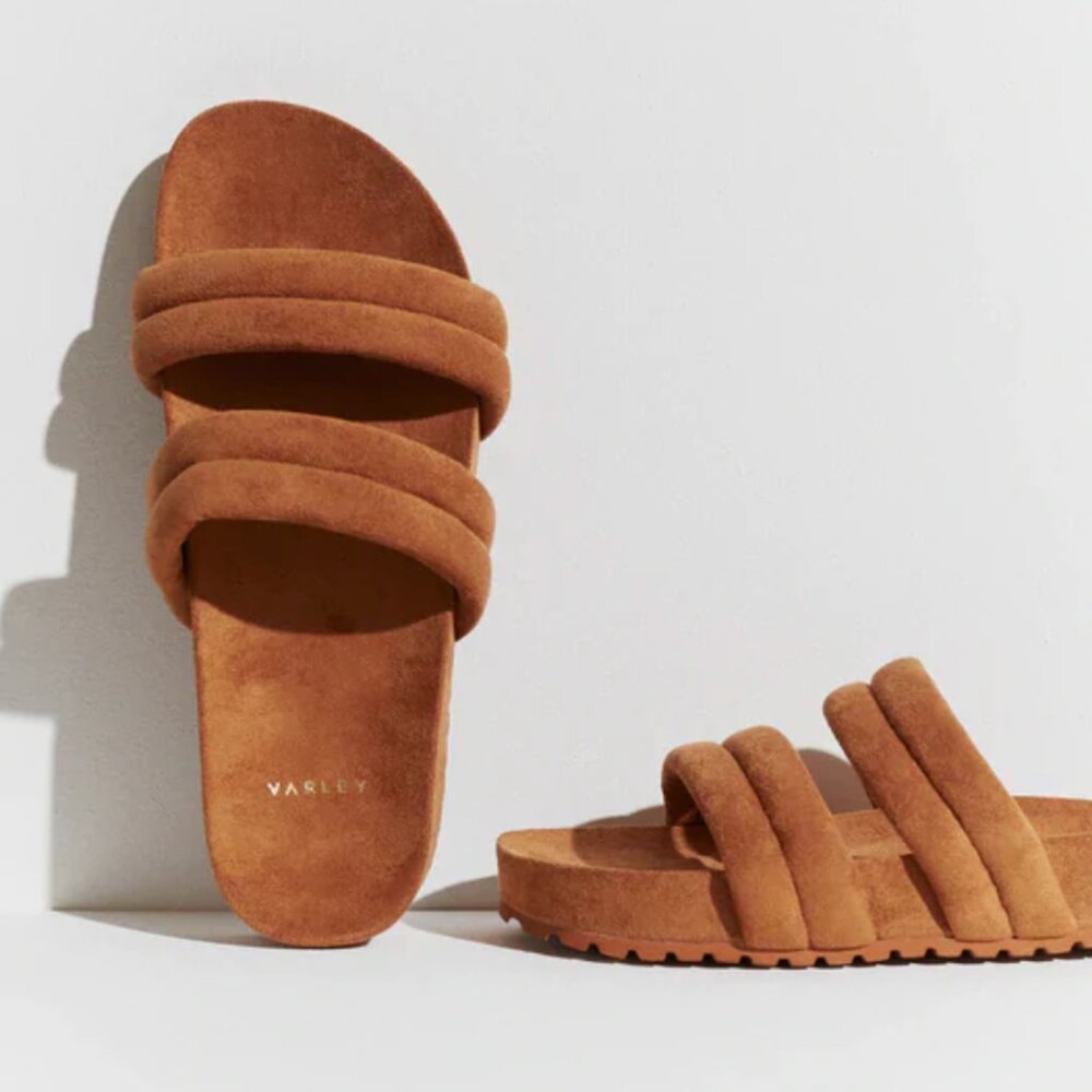 Varley Giles Quilted Slides in Chestnut